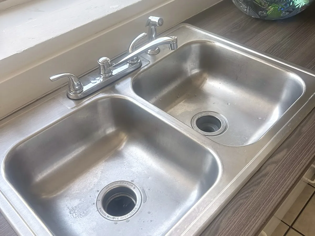 Polished kitchen sink, photographed by the Wasatch Cleaners crew